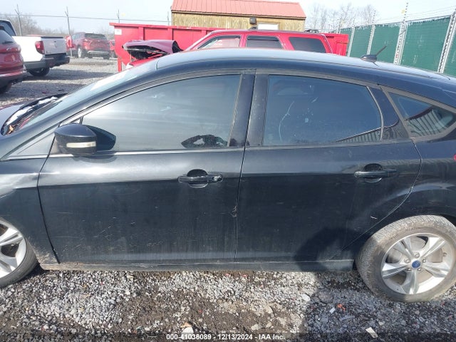 Ford FOCUS SE 2014 1FADP3K28EL369567 Image 15