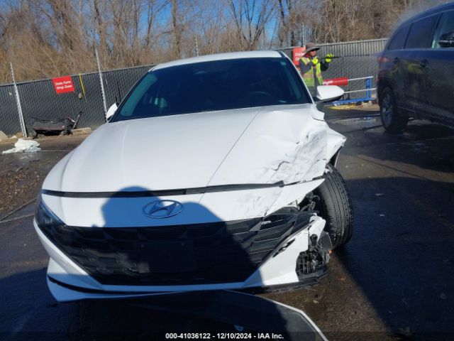 KMHLM4AJ2MU006330 Hyundai Elantra Hybrid Blue