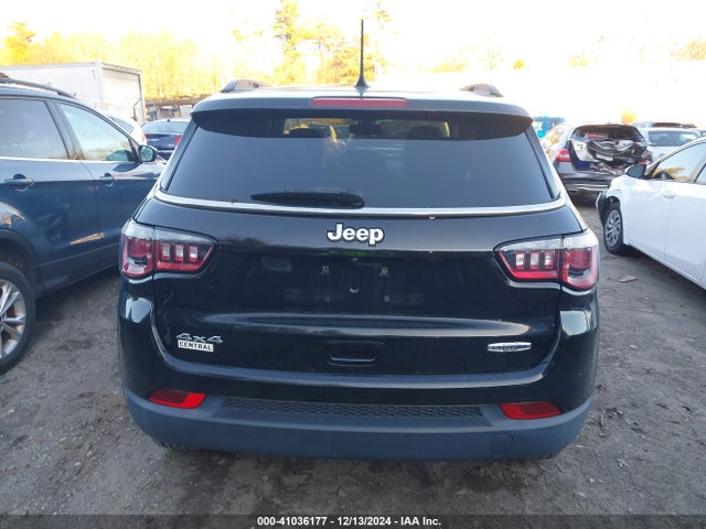 Jeep Compass Latitude 4x4 2019 3C4NJDBBXKT724227 Image 16