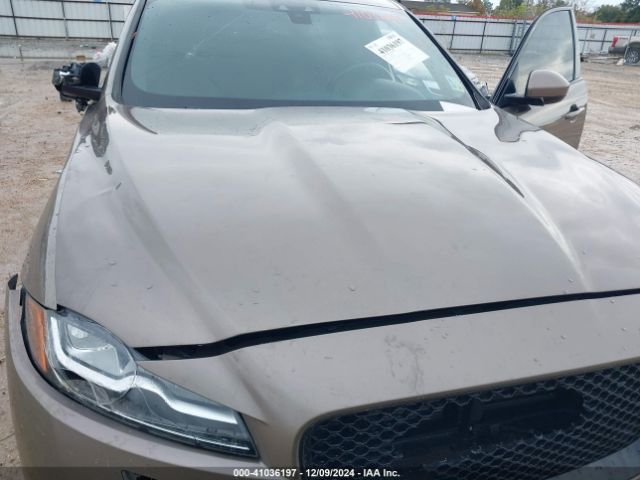 SADCM2BV6HA065158 Jaguar F-PACE S