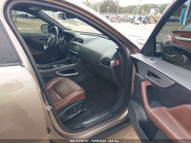 SADCM2BV6HA065158 Jaguar F-PACE S