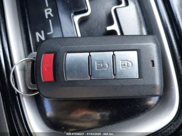 JA4AD3A35LZ004915 Mitsubishi Outlander Se 2.4