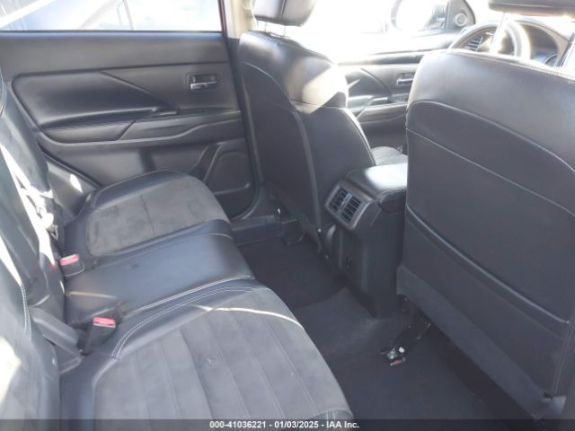 JA4AD3A35LZ004915 Mitsubishi Outlander Se 2.4