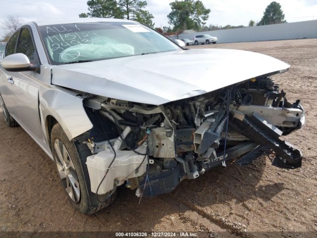 1N4BL4BVXLC249317 Nissan Altima S Fwd