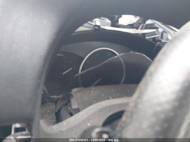 JTHKD5BH8E2183848 Lexus CT 200H