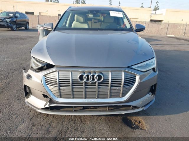 WA1VABGE9KB011600 Audi E-tron Premium Plus