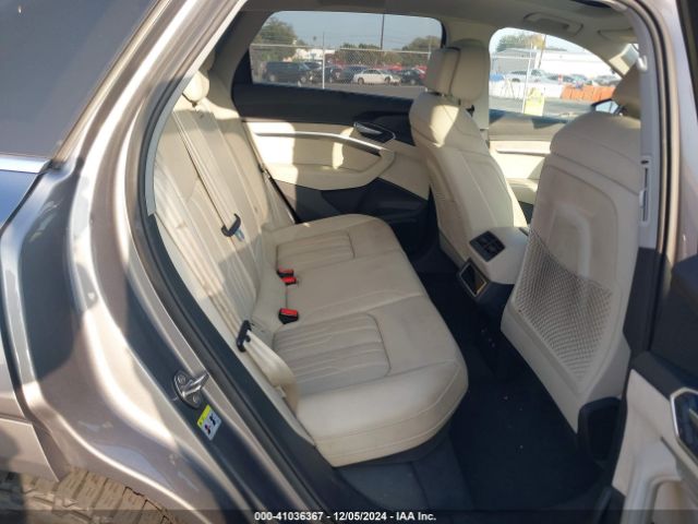 WA1VABGE9KB011600 Audi E-tron Premium Plus