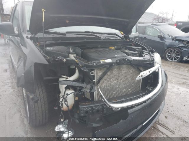 2C4RC1CG6ER421229 Chrysler Town & Country Touring-l