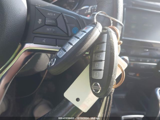 JN8AT2MTXKW254637 Nissan ROGUE SV