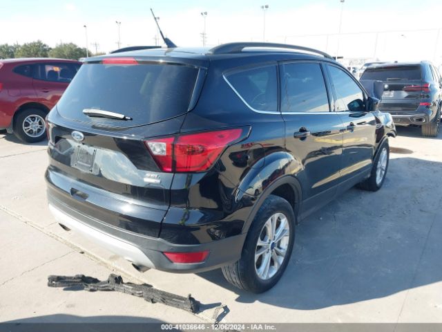 1FMCU9HD8KUA65652 Ford ESCAPE SEL