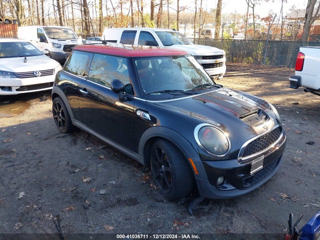 2011 MINI COOPER S WMWSV3C53BTY14967 Photo 0