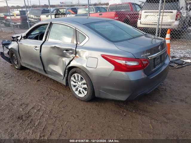 Nissan Altima 2.5 S 2018 1N4AL3AP9JC205850 Image 3