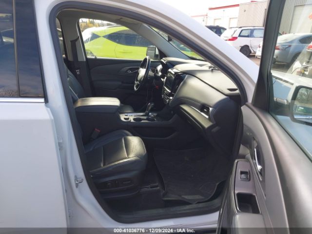1GNEVJKW5JJ155628 Chevrolet Traverse Premier