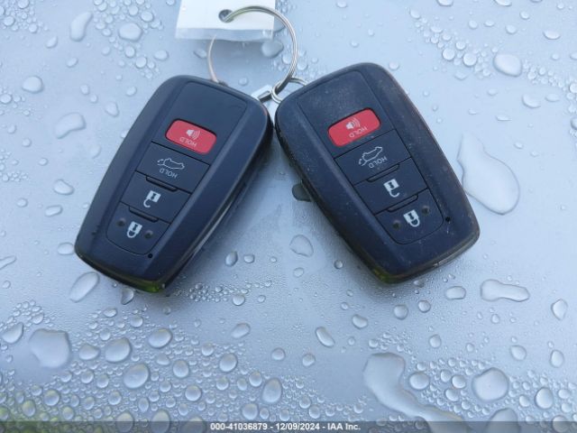 2T3RWRFV3KW045459 Toyota Rav4 Hybrid Xle