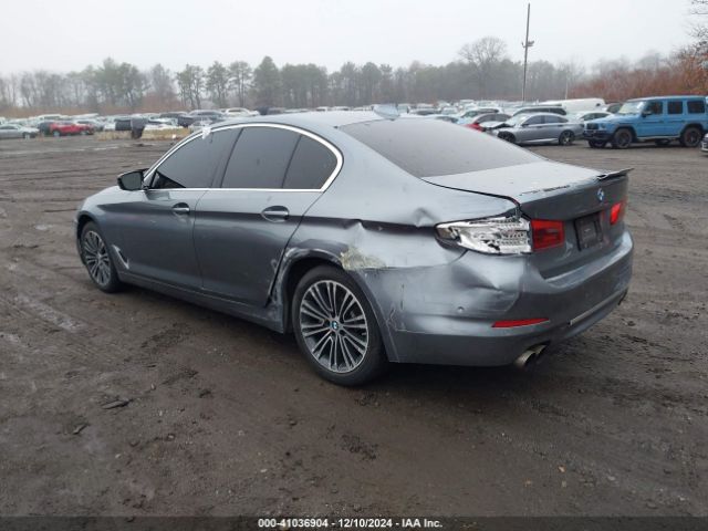 2019 BMW 540I WBAJE5C57KWW03356 Photo 2