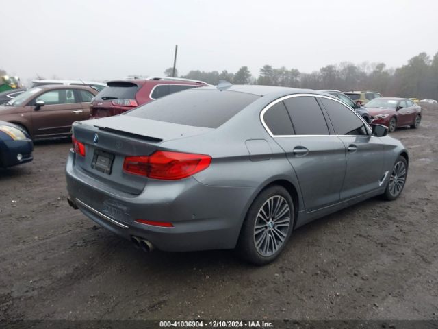 2019 BMW 540I WBAJE5C57KWW03356 Photo 3
