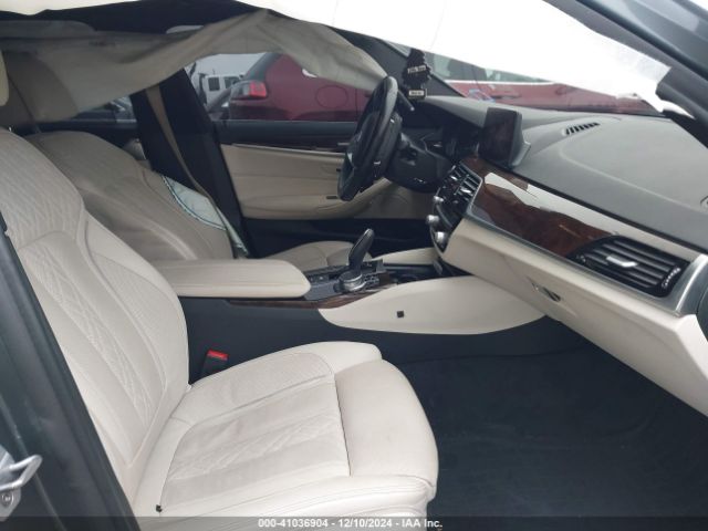 2019 BMW 540I WBAJE5C57KWW03356 Photo 4
