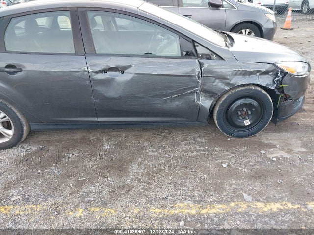 Ford FOCUS S 2018 1FADP3E24JL254695 Image 6