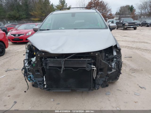 2C4RC1DGXMR502702 Chrysler Voyager Lxi