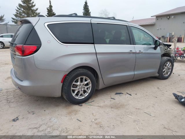 2C4RC1DGXMR502702 Chrysler Voyager Lxi