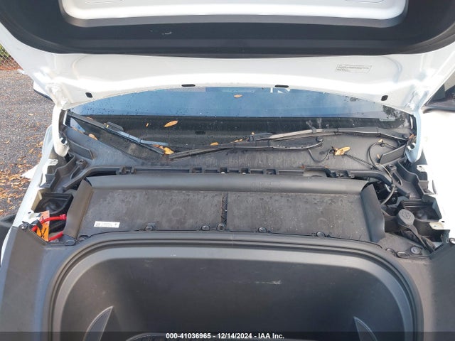 2023 TESLA MODEL Y 7SAYGDEF7PF902260 Photo 9
