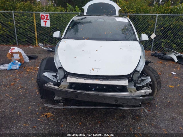 2023 TESLA MODEL Y 7SAYGDEF7PF902260 Photo 5