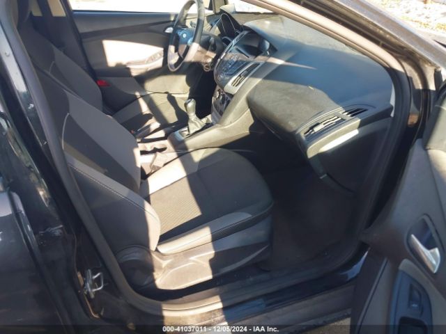 1FADP3F20EL432428 Ford FOCUS SE