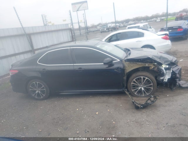 4T1B11HK5KU282774 Toyota CAMRY SE
