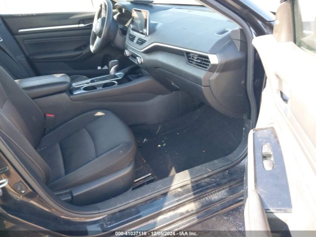 1N4BL4DW0MN316888 Nissan Altima Sv Intelligent Awd