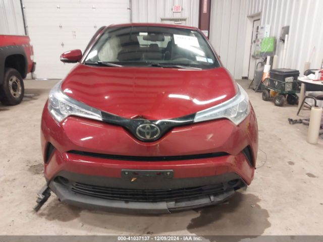 NMTKHMBX9KR092338 Toyota C-HR LE