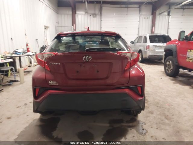 NMTKHMBX9KR092338 Toyota C-HR LE