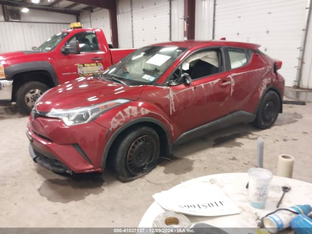NMTKHMBX9KR092338 Toyota C-HR LE
