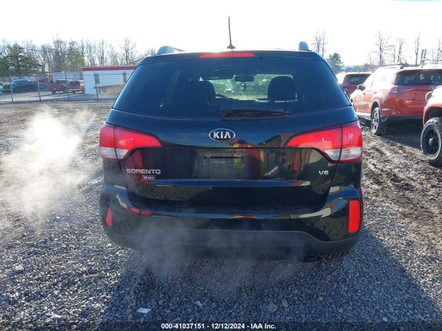 KIA Sorento Lx V6 2015 5XYKTDA78FG601680 Image 16