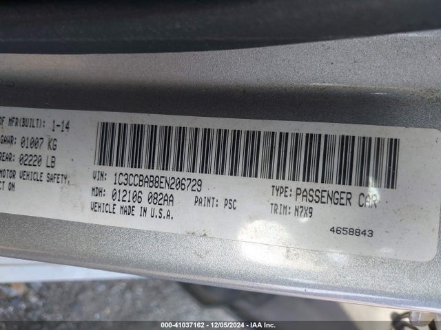 1C3CCBAB8EN206729 Chrysler 200 LX