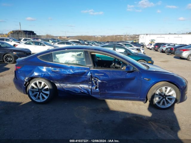 5YJ3E1EB7JF121836 Tesla Model 3 Long Range/performance
