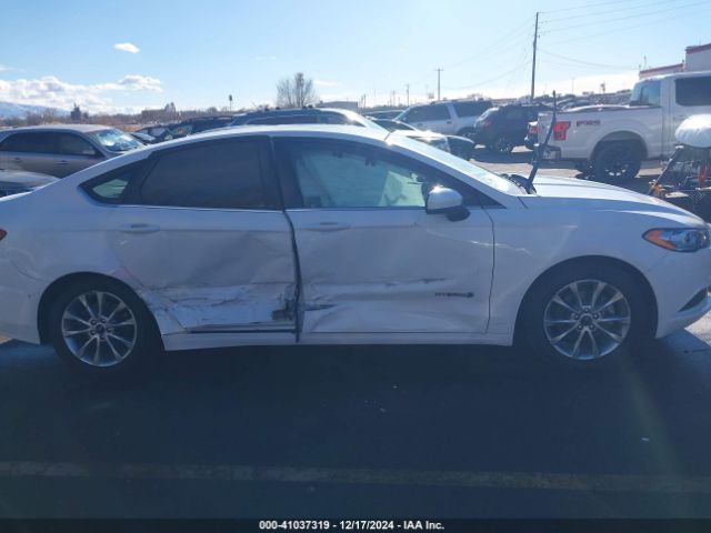 3FA6P0LU4HR324834 Ford Fusion Hybrid Se