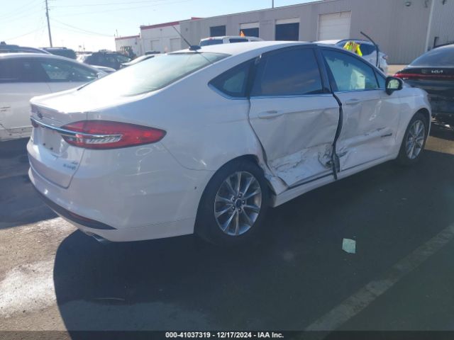 3FA6P0LU4HR324834 Ford Fusion Hybrid Se