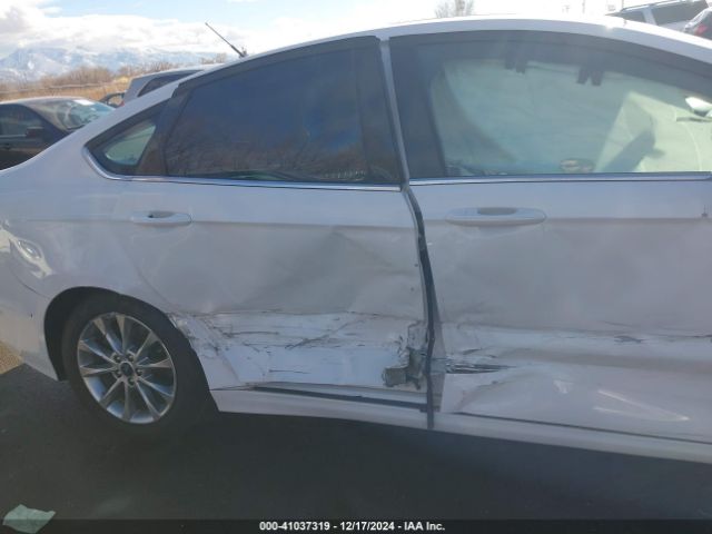 3FA6P0LU4HR324834 Ford Fusion Hybrid Se