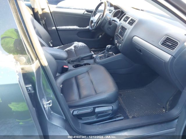 3VWDB7AJ8HM392615 Volkswagen Jetta 1.4t Se