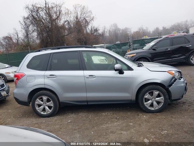 Subaru Forester 2.5i Premium 2014 JF2SJAEC1EH521799 Image 13