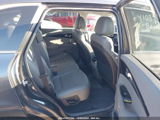 5XYPHDA58GG016623 KIA Sorento 3.3l Ex