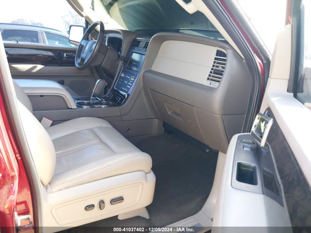 5LMJJ3JT6FEJ02631 Lincoln NAVIGATOR L