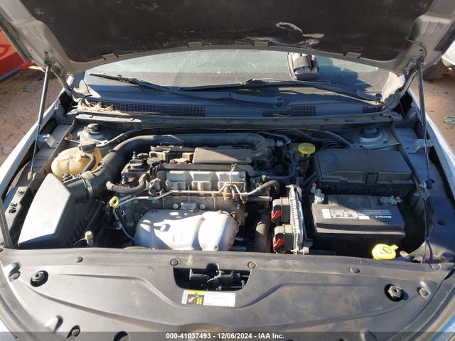 Chrysler 200 Limited 2015 1C3CCCAB5FN601331 Image 10