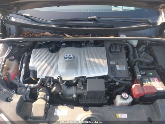 JTDKARFU2K3096963 Toyota Prius Le