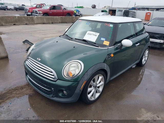 2012 MINI COOPER WMWSU3C58CT261625 Photo 1