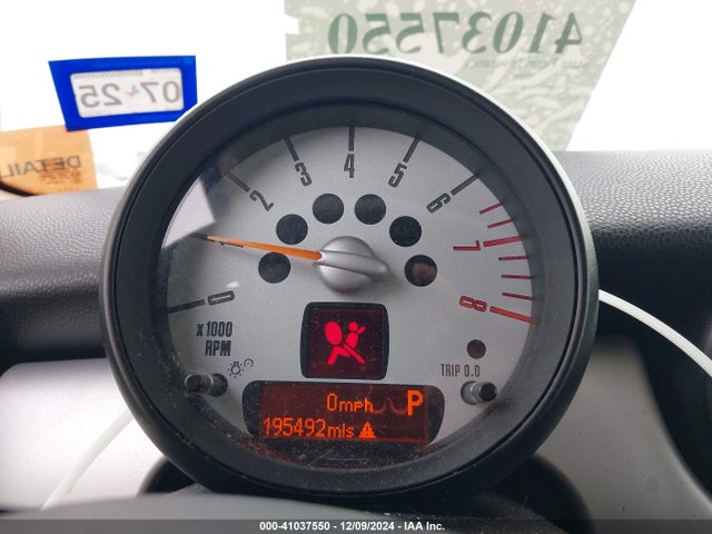 2012 MINI COOPER WMWSU3C58CT261625 Photo 6