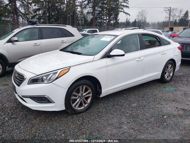 Hyundai SONATA SE 2016 5NPE24AF8GH364240 Image 2