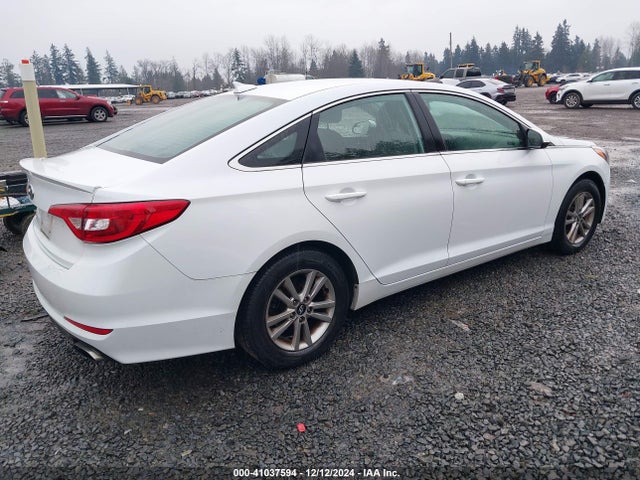 Hyundai SONATA SE 2016 5NPE24AF8GH364240 Image 4