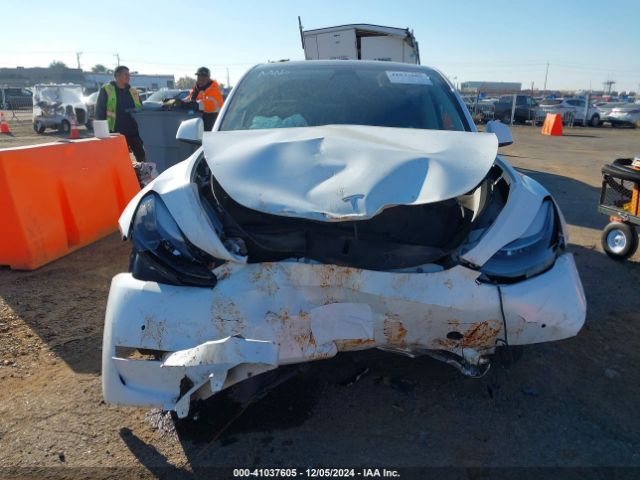 7SAYGAEE0NF523510 Tesla Model Y Long Range Dual Motor All-wheel Drive