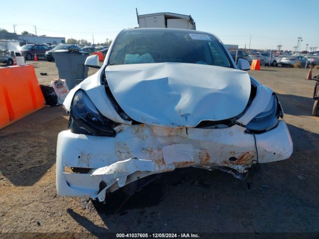 7SAYGAEE0NF523510 Tesla Model Y Long Range Dual Motor All-wheel Drive